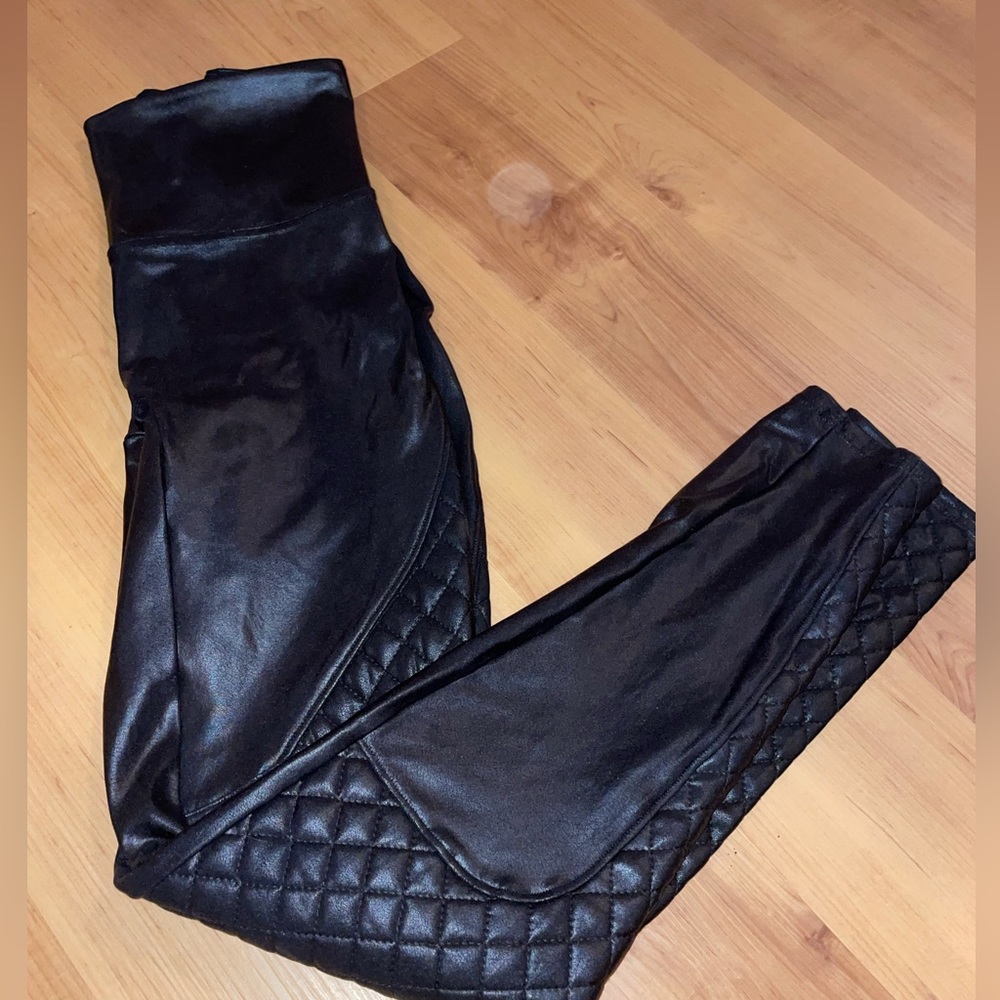 Spanx Faux Leather Quilted Leggings